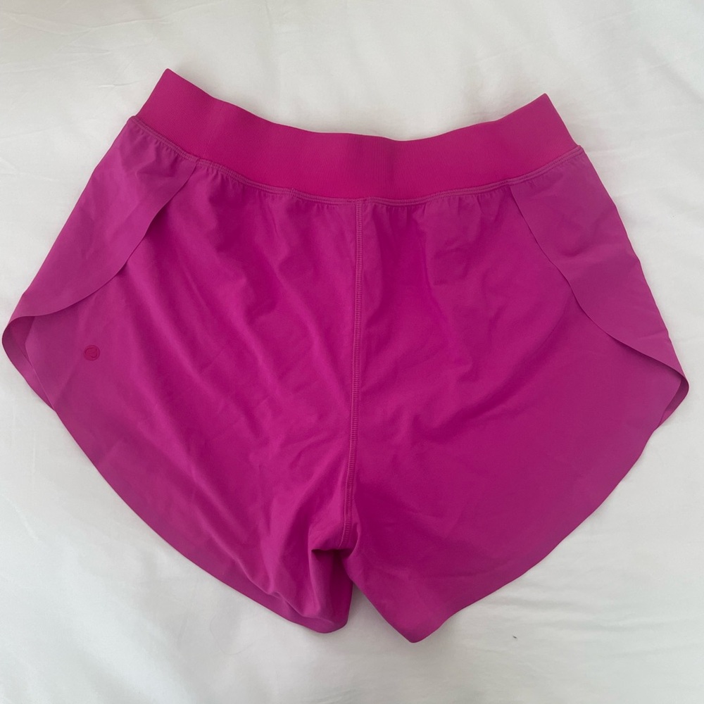 CRZ YOGA Mid Waisted Dolphin Athletic Shorts